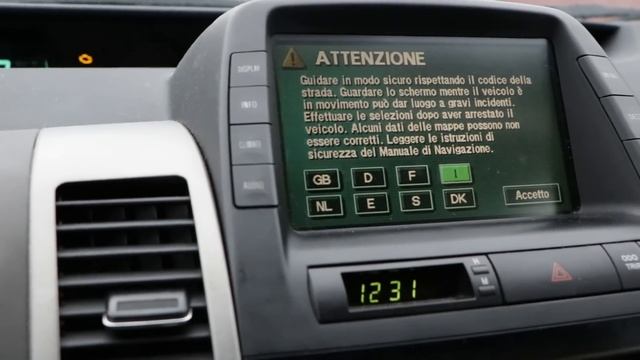 Złomnik: udawałem kierowcę Ubera w Priusie II смотреть онлайн