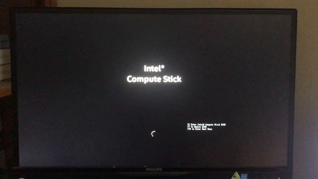 Windows 10 on Intel Computer Stick STCK1A8FLC смотреть онлайн