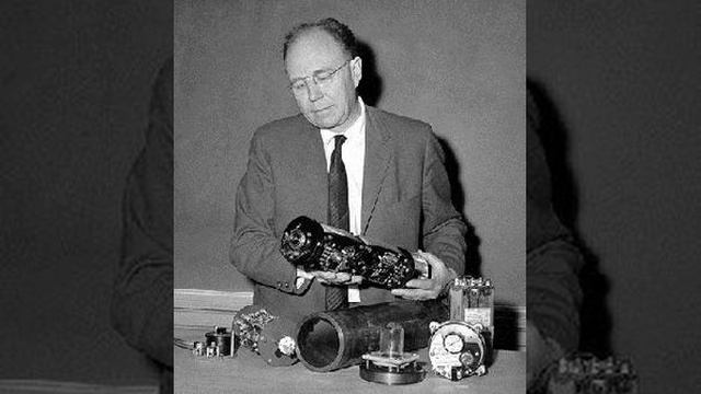 Harold E. Edgerton | Wikipedia audio article смотреть онлайн