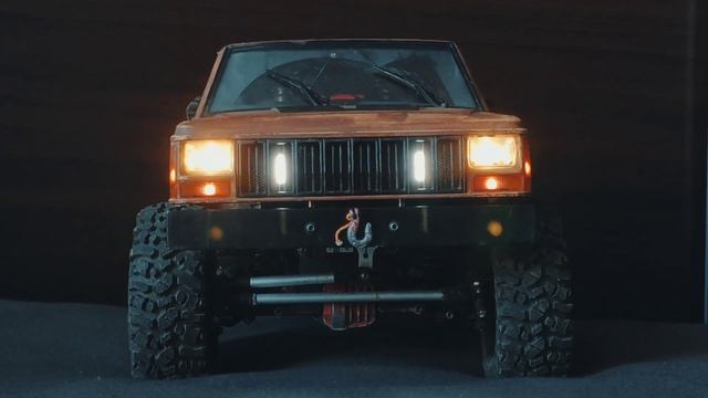 Axial SCX10 II Jeep Cherokee XJ Hardbody (LED SMD 3528) смотреть онлайн