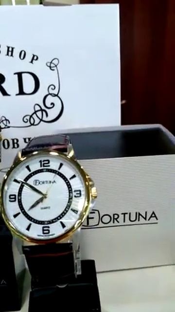 Оригинальные наручные часы Fortuna на ремешке из натуральной кожи. Японский механизм. смотреть онлайн