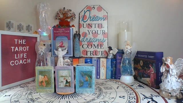 AQUARIUS - WAIT AND CONTEMPLATE SO YOU DON'T MISS A WINDOW OF OPPORTUNITIES THAT COMING UP FOR YOU! смотреть онлайн
