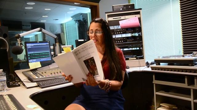 Lisa Rene Debenedictis reads from "Short Skirts and Shorter Stories" with The Vindicator Hour Pt. 1 смотреть онлайн