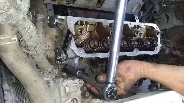 Caravan 99 3.3 armar cabezas 1ra parte head gasket смотреть онлайн