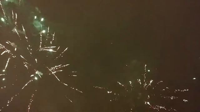 Салют ВЫГОДНЫЙ смотреть онлайн