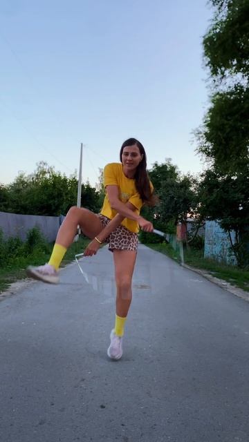 Slow mo. Всем счастья за мой счет. #скакалка #dance #slowmo #slowmotion #jumprope #skipping смотреть онлайн