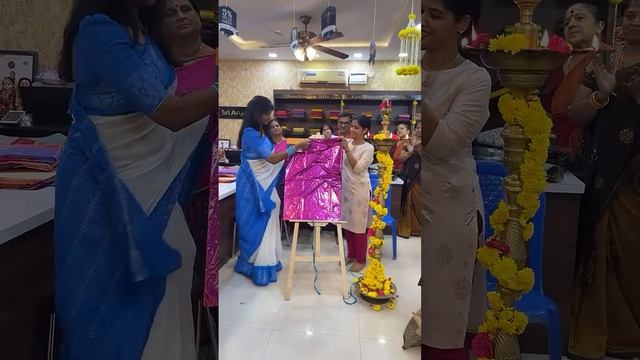 10th Anniversary Celebration & Saara By Sadanas Launch - Sri Arya Silks смотреть онлайн