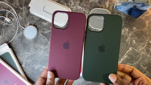 Unboxing | Hands On & First Look at the Apple MagSafe Silicone Cases for iPhone 12 Pro! смотреть онлайн