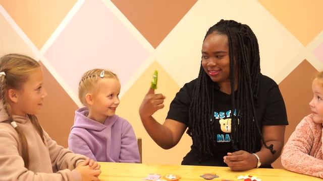 Учителя носители языка в Академическом | вс 16.10.2022 День открытых дверей в Академе смотреть онлайн