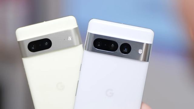 Pixel 7 vs. Pixel 7 Pro: Worth $300 EXTRA?! смотреть онлайн