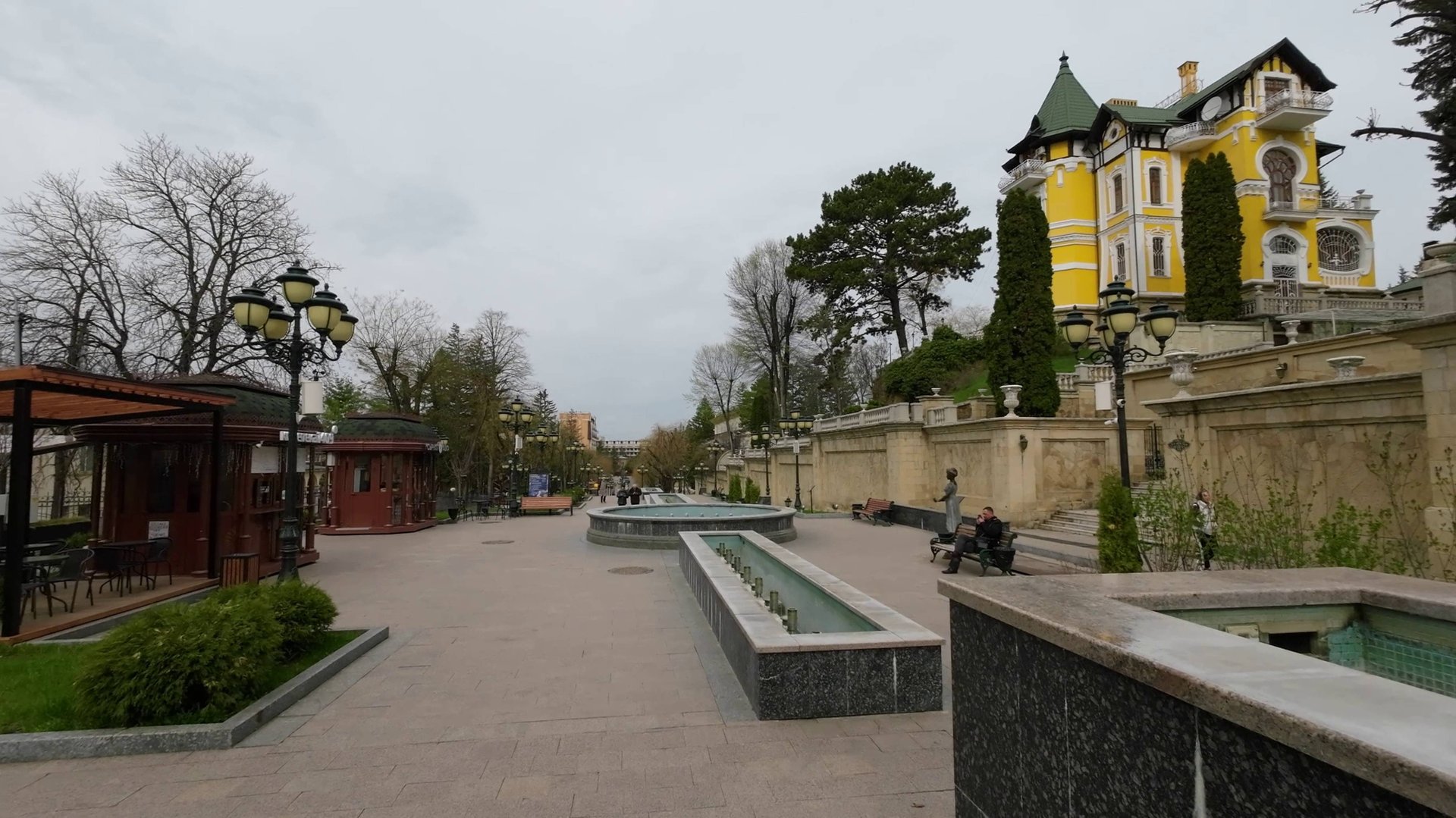 Кисловодск. Прогулка по Курортному бульвару, парку и пр. Ленина. 2 апреля 2025 г. смотреть онлайн