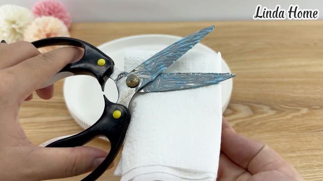 Какими бы тупыми ни были Ножницы, их можно мгновенно заточить ножом смотреть онлайн