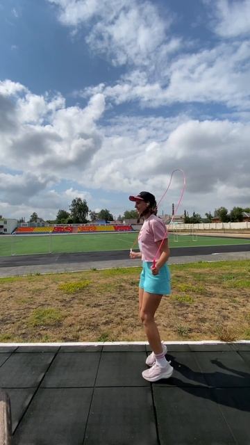 Бот с уроками по прыжкам на скакалке в ТГ: @Margo_Weird_jumprope_Bot #dancechallenge #скакалка #зож смотреть онлайн