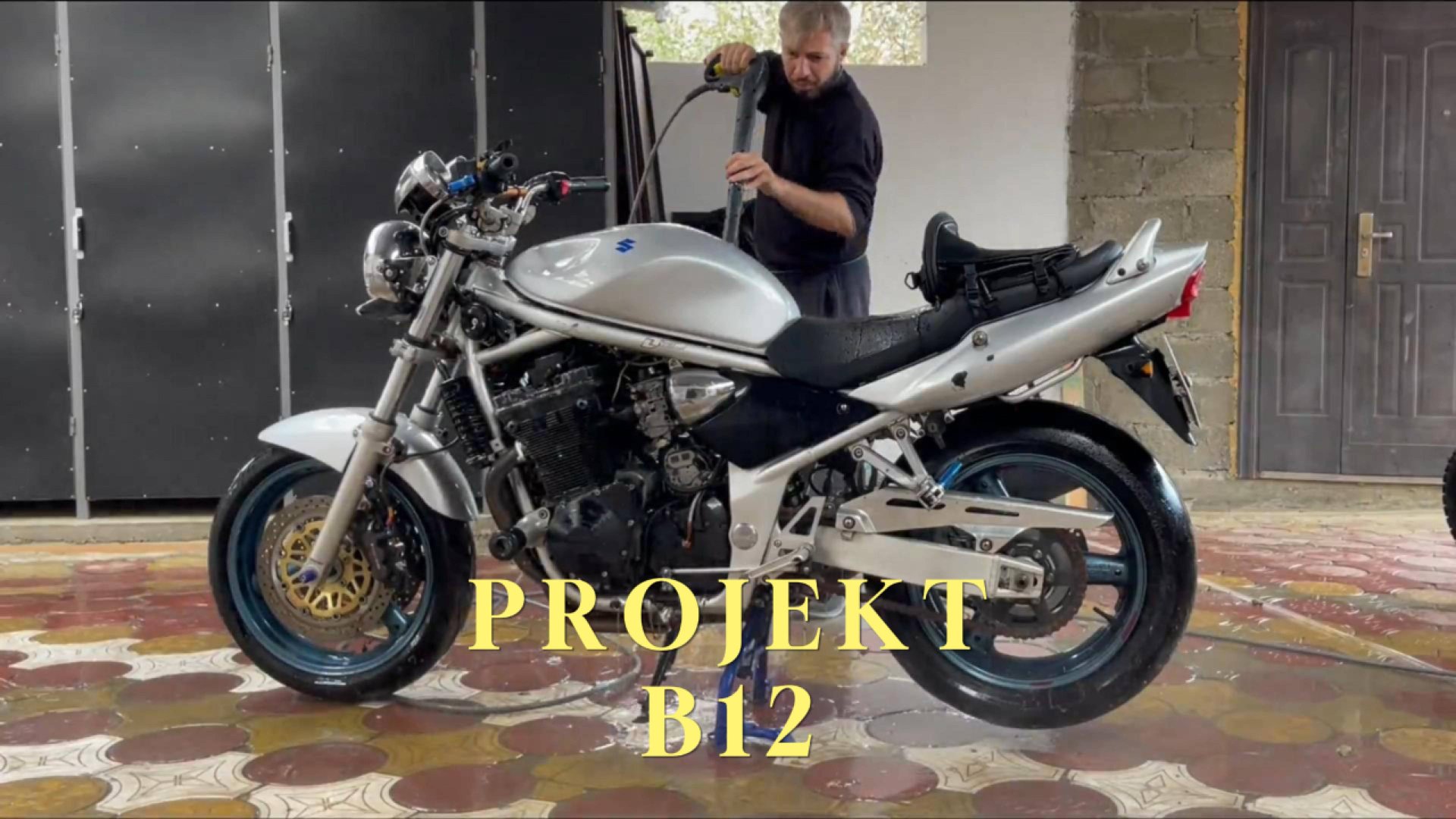 Suzuki Bandit 1200 Проект Б12 смотреть онлайн