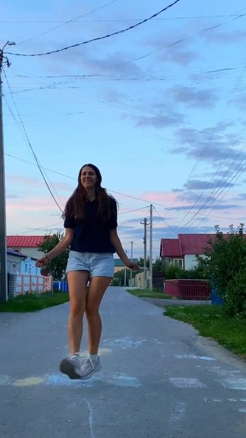 #musica #80smusic #скакалка #dance #jumprope #kpop #skipping #шаффл #шаффлтанец #прыжкинаскакалке смотреть онлайн