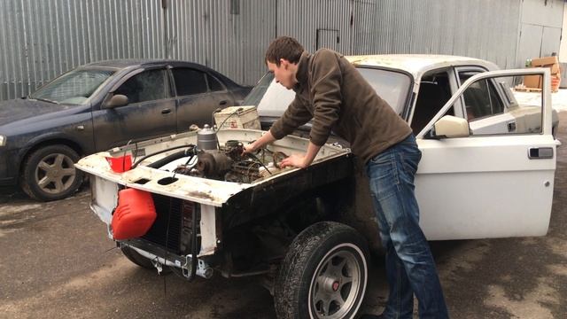 ГАЗ 2410 V8 смотреть онлайн