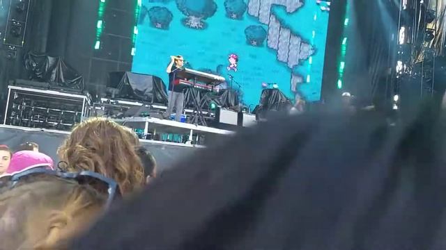 Salad Days - Mac Demarco - Live at Osheaga 2019 смотреть онлайн