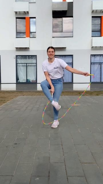 Тестирую Бот с уроками по прыжкам на скакалке: @Margo_Weird_jumprope_Bot #скакалка #jumprope #dance смотреть онлайн