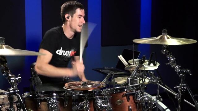 Green Day - American Idiot - Drum Cover (@ Drumeo Studios!) смотреть онлайн