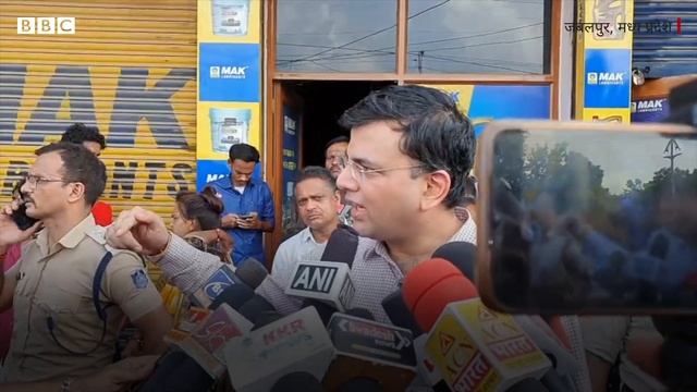 Jabalpur Hospital Fire: Madhya Pradesh में जबलपुर में एक अस्पताल में लगी भीषण आग (BBC Hindi) смотреть онлайн