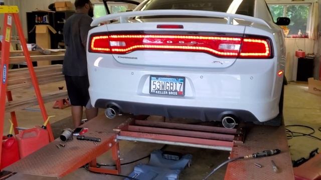 This Dodge Charger is very loud!!!! смотреть онлайн