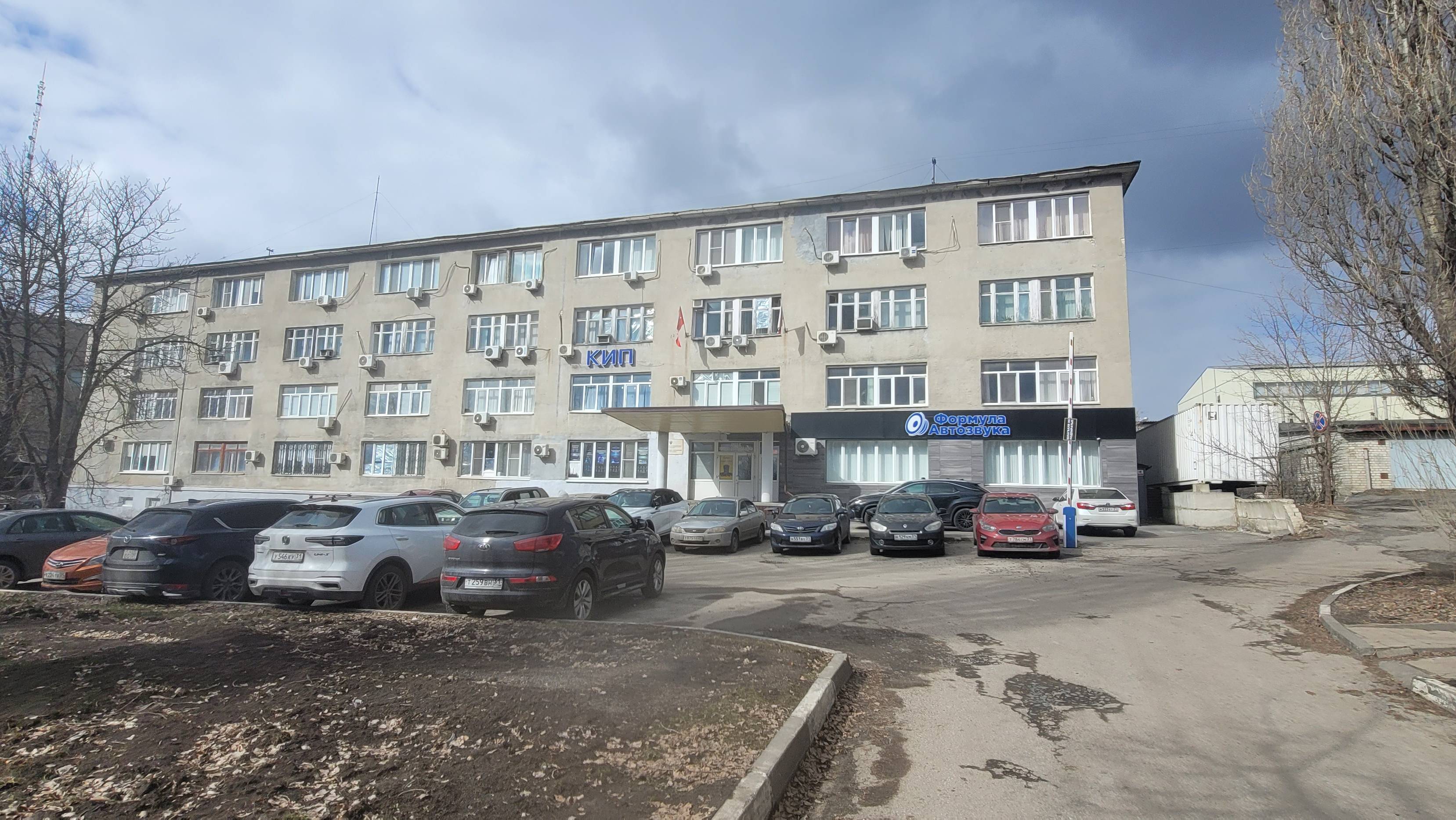 Студенческая 18, офис 19,5 кв м