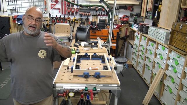 Build of a TV table for my mother смотреть онлайн