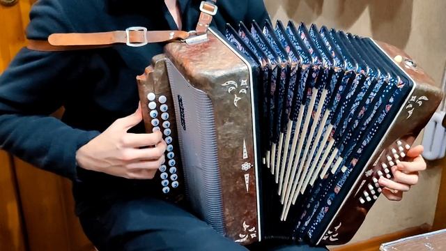 От души сыграл на гармони Беларусь по цифрам Тест на гармони после ремонта у мастера Геннадия смотреть онлайн