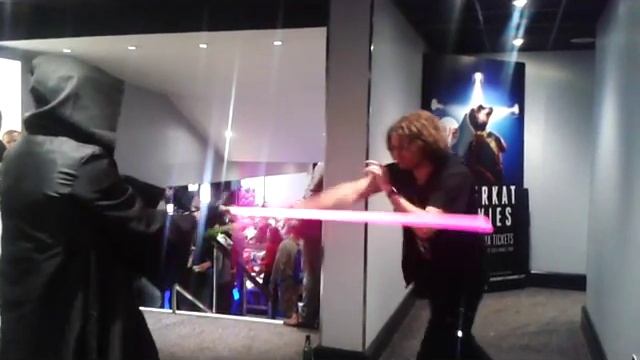 Light Saber Duel at the VII Premiere смотреть онлайн