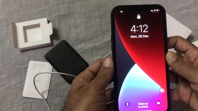 Apple magsafe wireless charger | Apple magsafe case and Apple magsafe wallet | IN Hindi | смотреть онлайн
