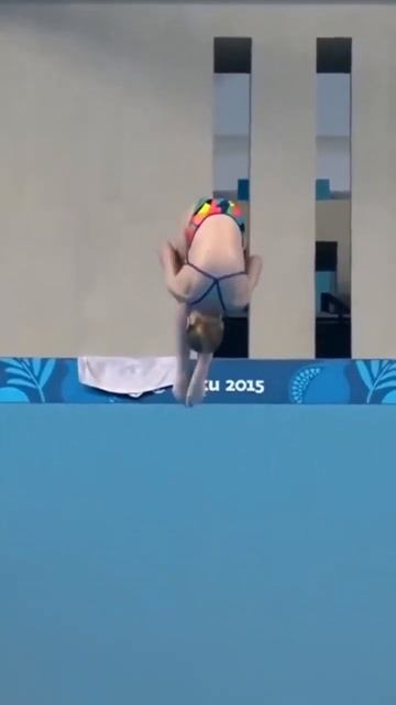 Anna Chuinushena - Most beautiful platform diving смотреть онлайн