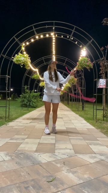 Скакалка оживает. Необычные трюки со скакалкой. ❤️ #скакалка #jumprope #skipping #прыжкинаскакалке смотреть онлайн