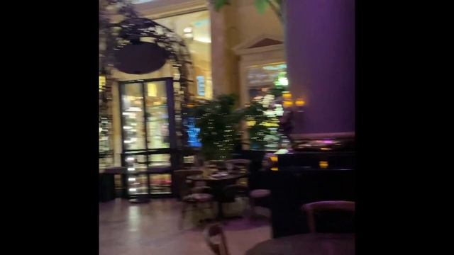 Vanderpump Cesar Palace - Las Vegas Restaurant Review смотреть онлайн