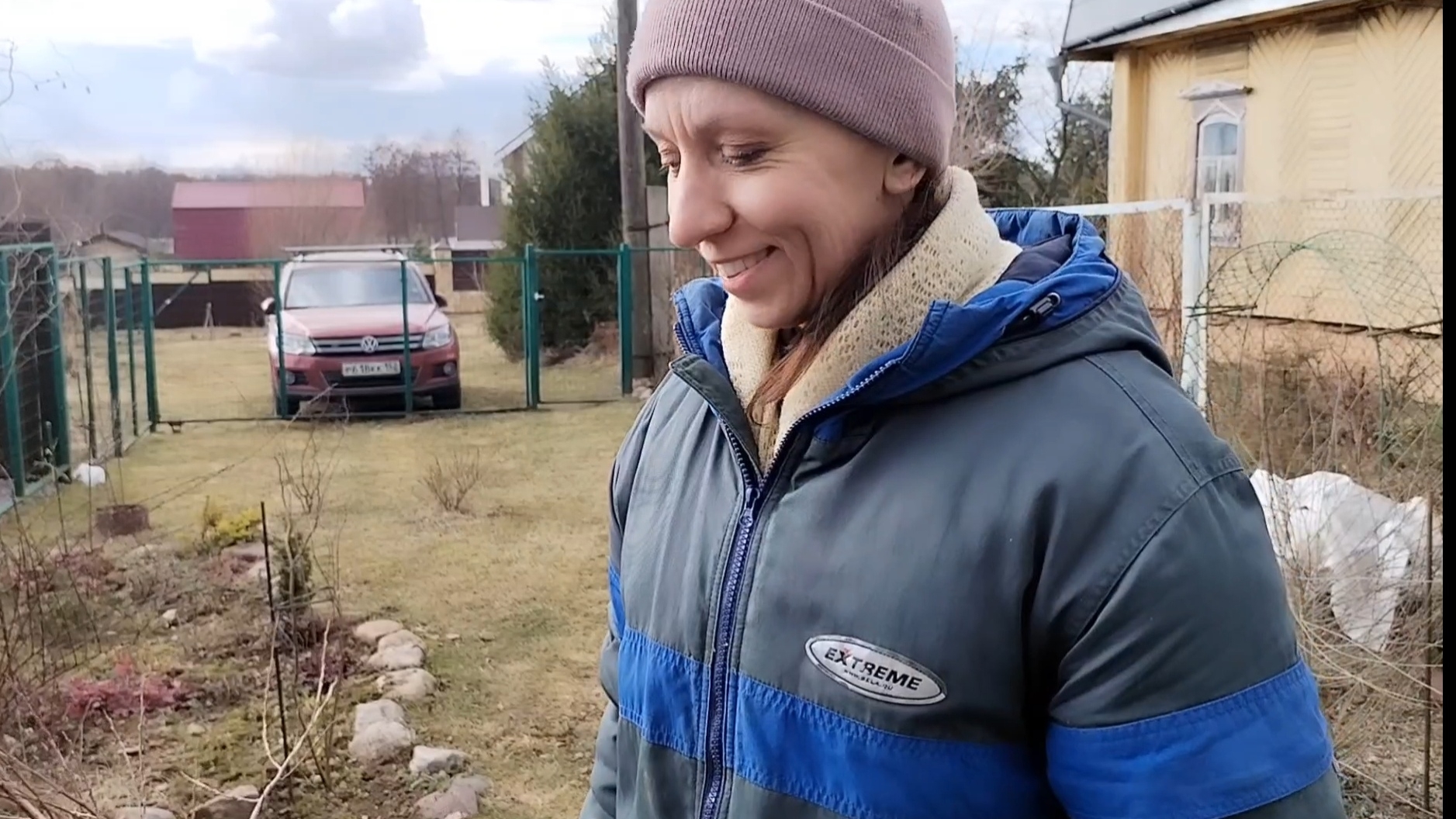 Сажаем полынь в горшки. Продолжаем уборку в саду. Готовим место под розу. смотреть онлайн