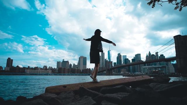 Exploring The Artistic Sides of New York with Tory Burch and Tatjana Saphira смотреть онлайн