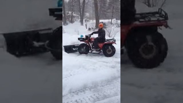02-09-14 1987 Honda Big Red 250ES Snow Plowing ATC смотреть онлайн