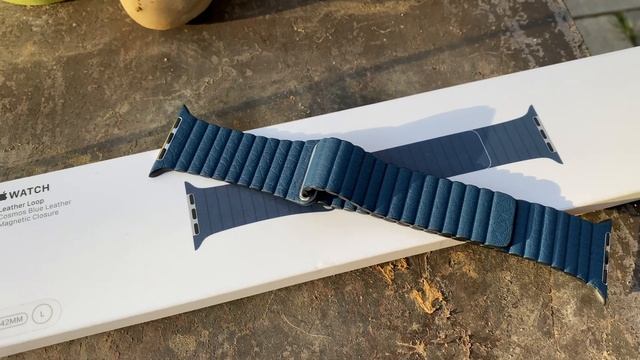 Cosmos Blue Leather Loop - Apple Watch Band смотреть онлайн
