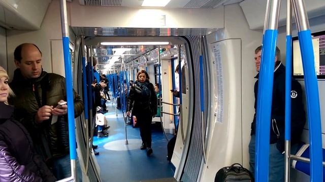 Первые пассажиры поезда Москва смотреть онлайн