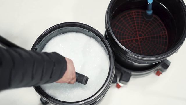 Salt Covered Land Rover Defender Gets A Much Needed Detail - Winter Nightmare! смотреть онлайн