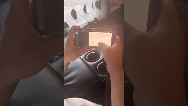 How do you download music by using GarageBand for your iPhone. смотреть онлайн