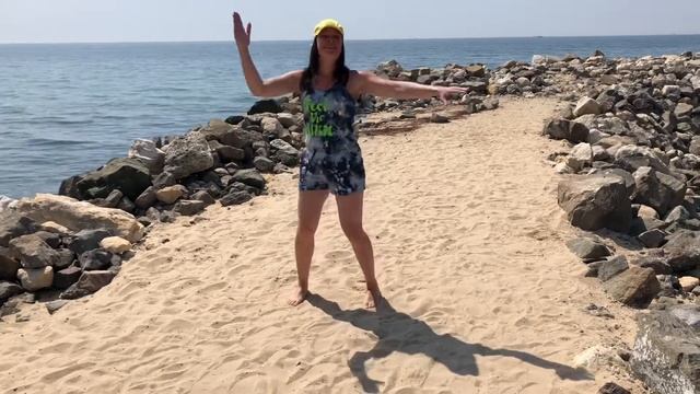 Daddy Yankee - Besame Zumba Choreo by Anna смотреть онлайн