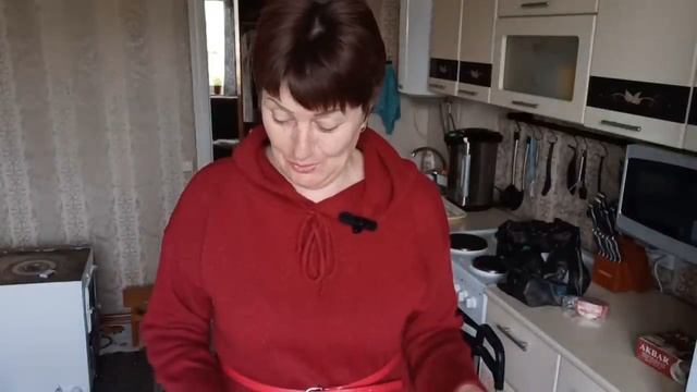 В город за едой😀 Не буду хлопать холодильником🤦