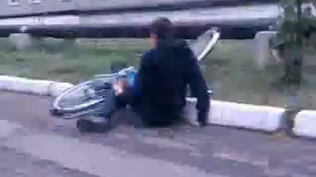 Уличная магия. Беспроводной велосипед.