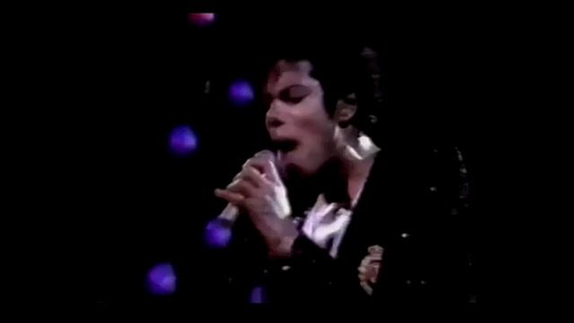 "Thriller" смотреть онлайн