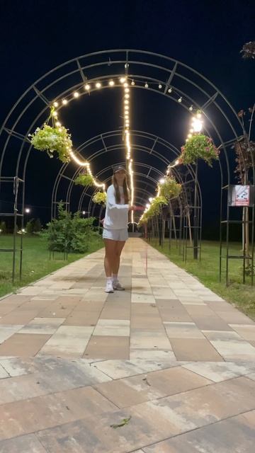 Трюк, которым можно удивить хулиганов в подворотне. #techno #music #housemusic #скакалка #jumprope смотреть онлайн