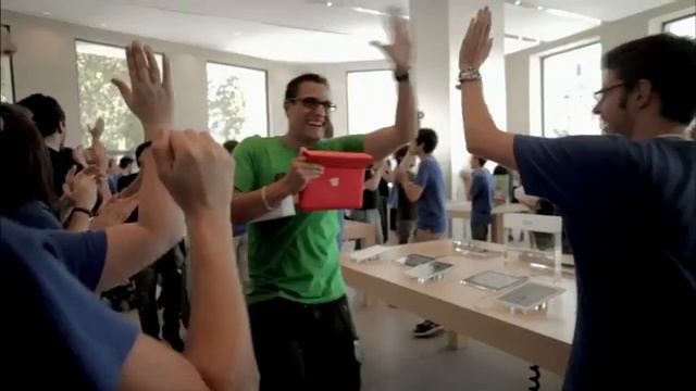 Apple Store в Барселоне смотреть онлайн