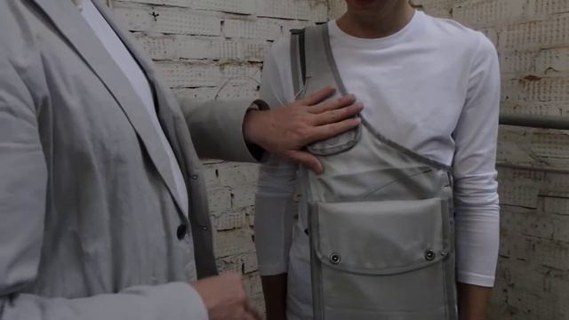 iSling Bag - Next Generstion Bag for Apple devices смотреть онлайн