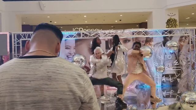 Mac cosmetic show смотреть онлайн