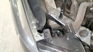 Как поменять лампочку ближнего света на Ниссан х Трэйл  Т32