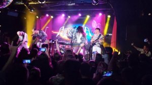 Арктида — Забери свою свободу, исполняет Владимир Лебедев (Москва, 16 Тонн — 19.05.2023)